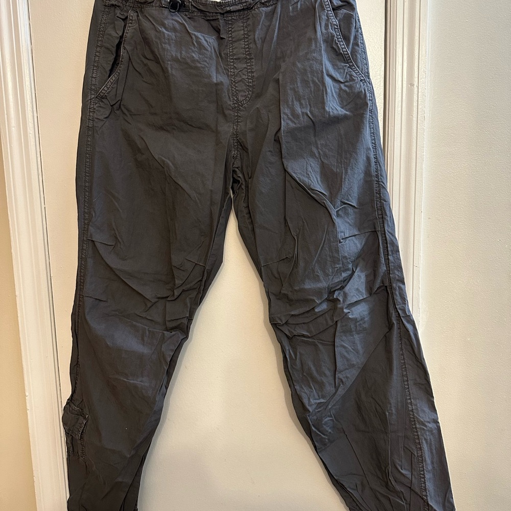 Garage women’s Charcoal Cargo Pants